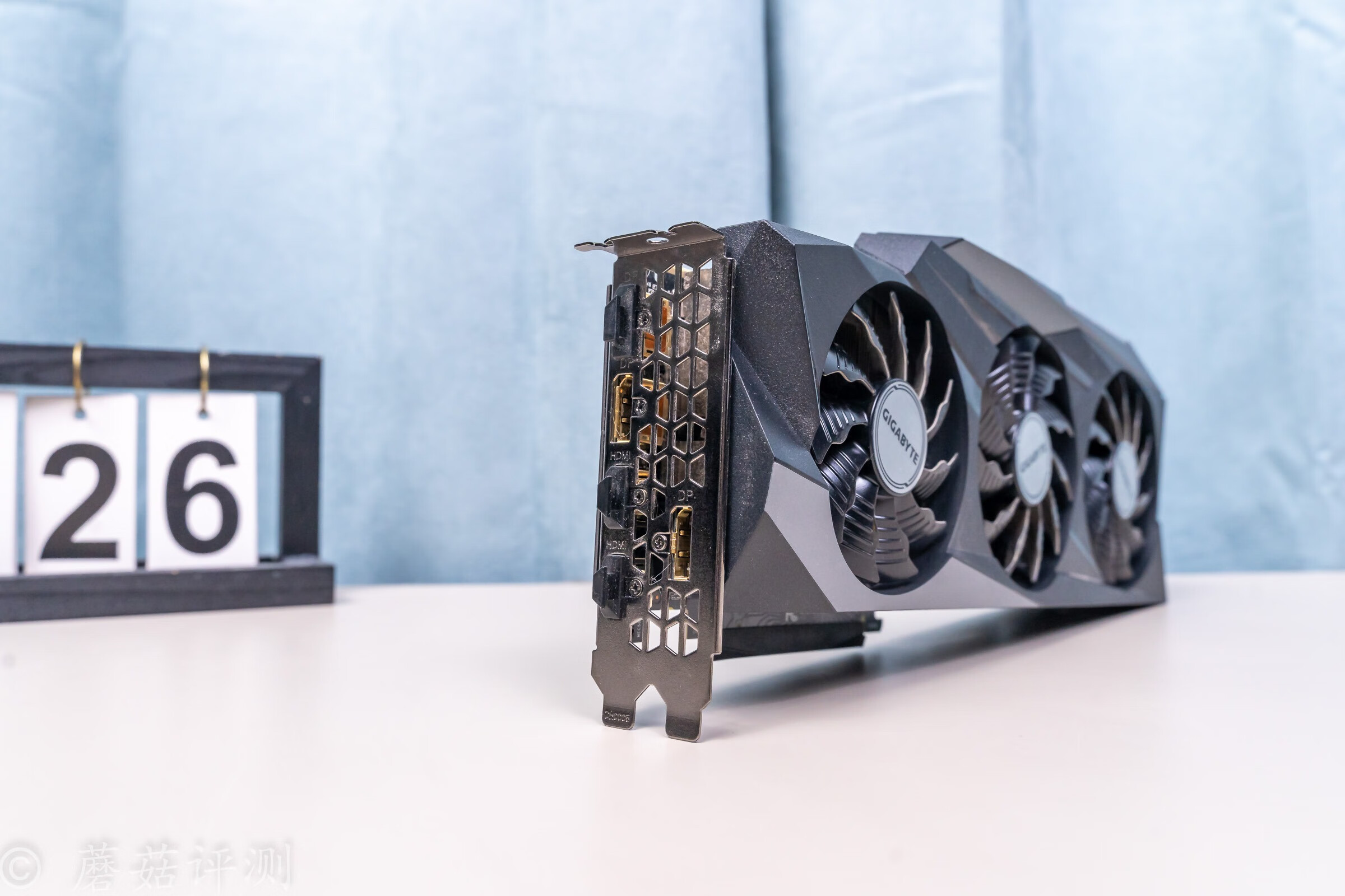 技嘉rtx3060tigamingoc魔鹰显卡,技嘉rtx4090魔鹰oc怎么样