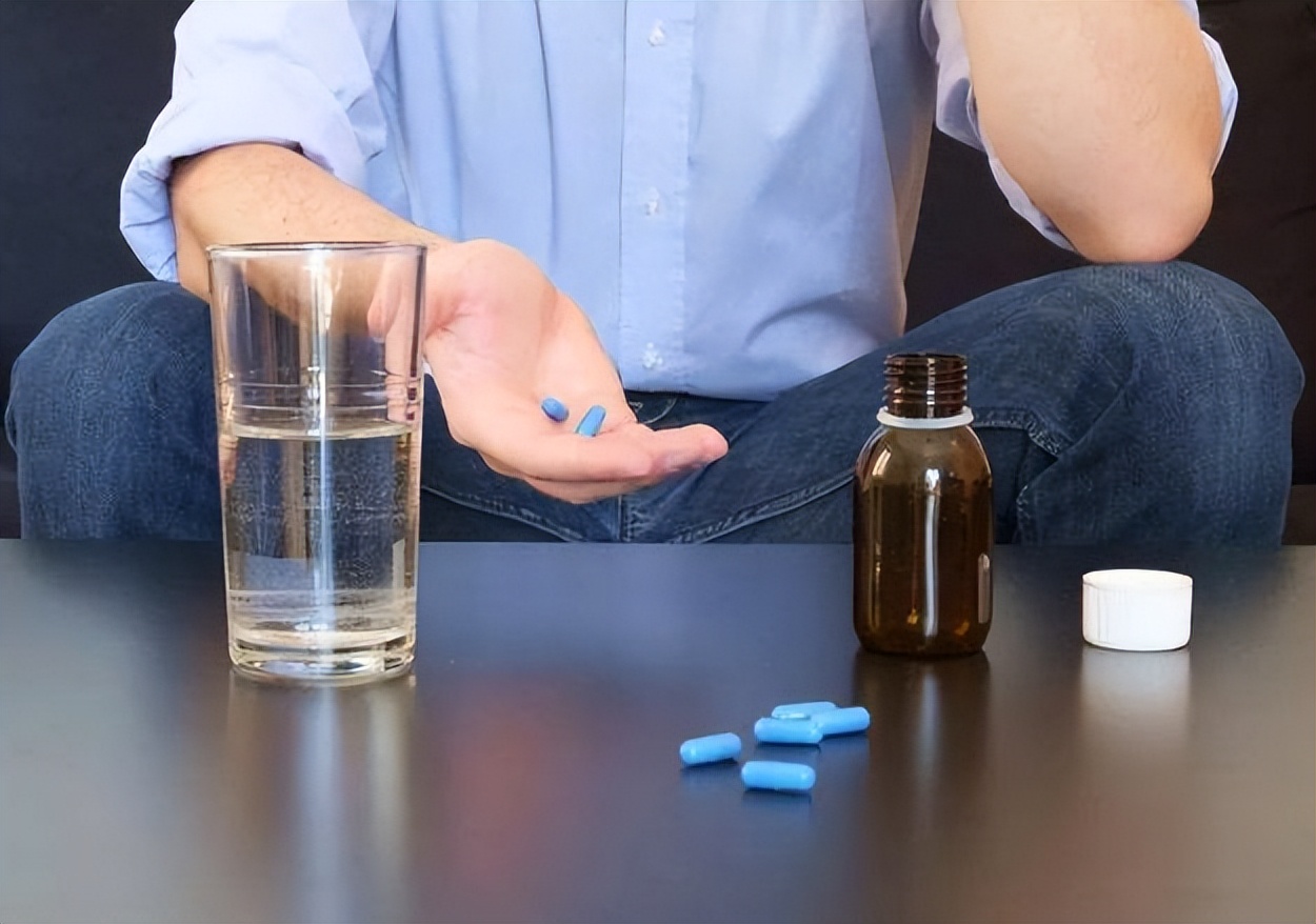 长期使用西地那非副作用,服用西地那非会成瘾有依赖性吗