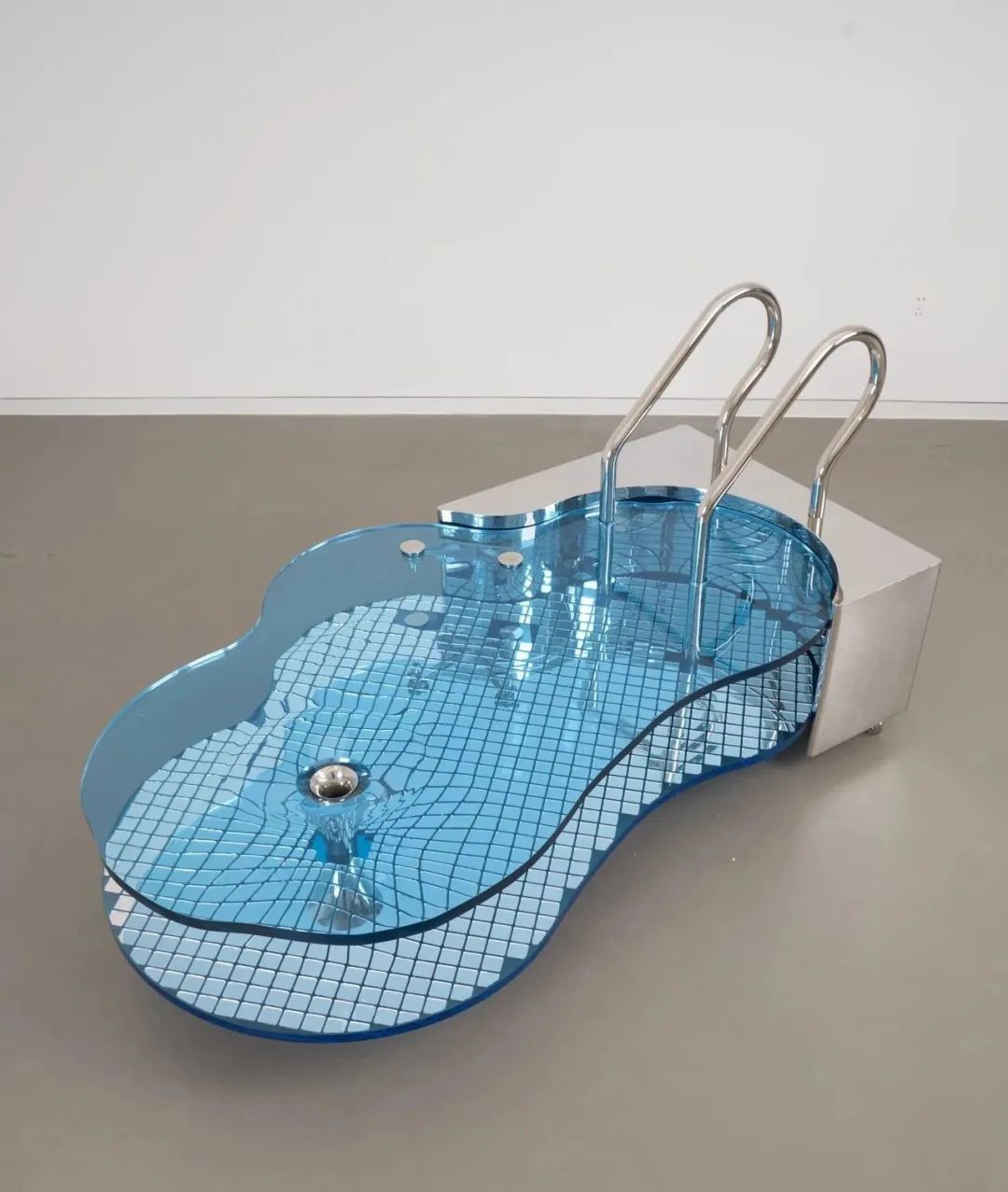 中国道路上的石墩子,路墩子设计