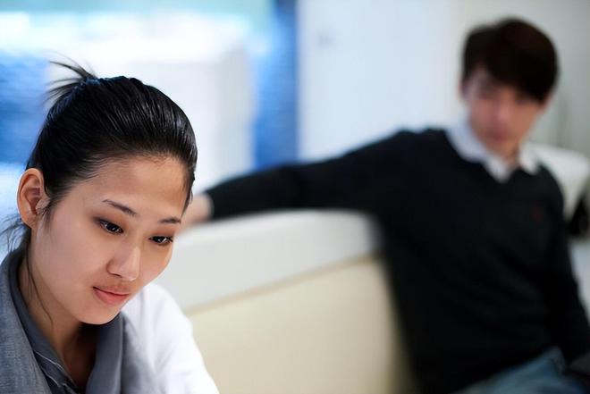 老公越轨不离婚，是更爱妻子吗？