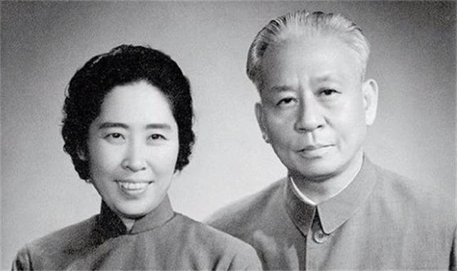 2006年王光美临终之际，子女问她还有何未了心愿，王光美：花明楼