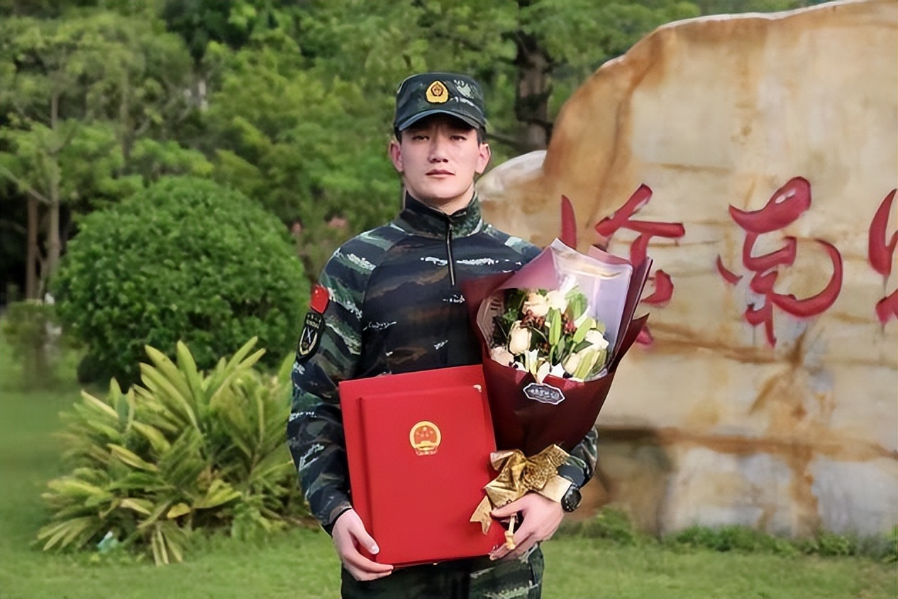 黑料女王的逆袭凶手,张馨予何捷早期照片