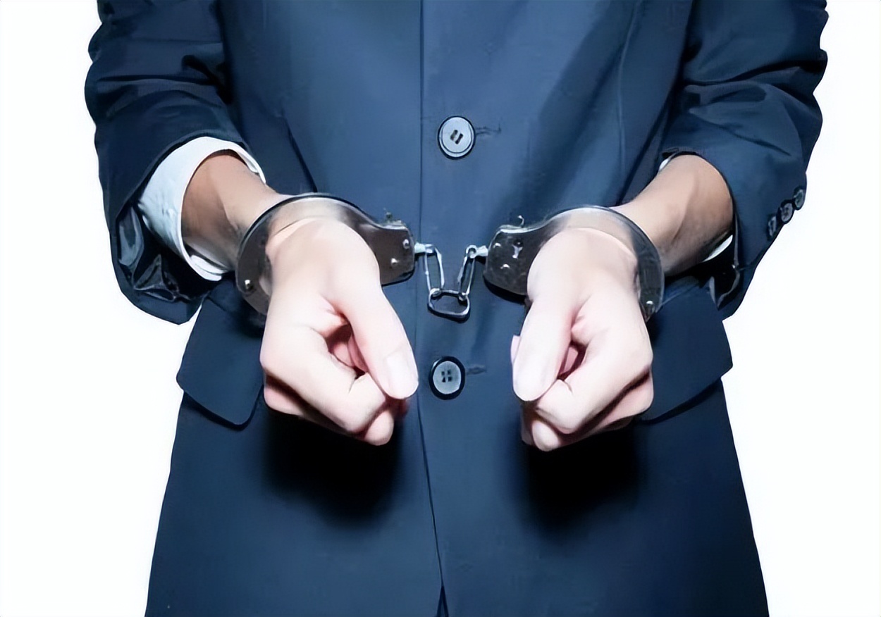 色字头上一把刀？色情片成瘾后，刺激、快感之下，你的大脑会受伤