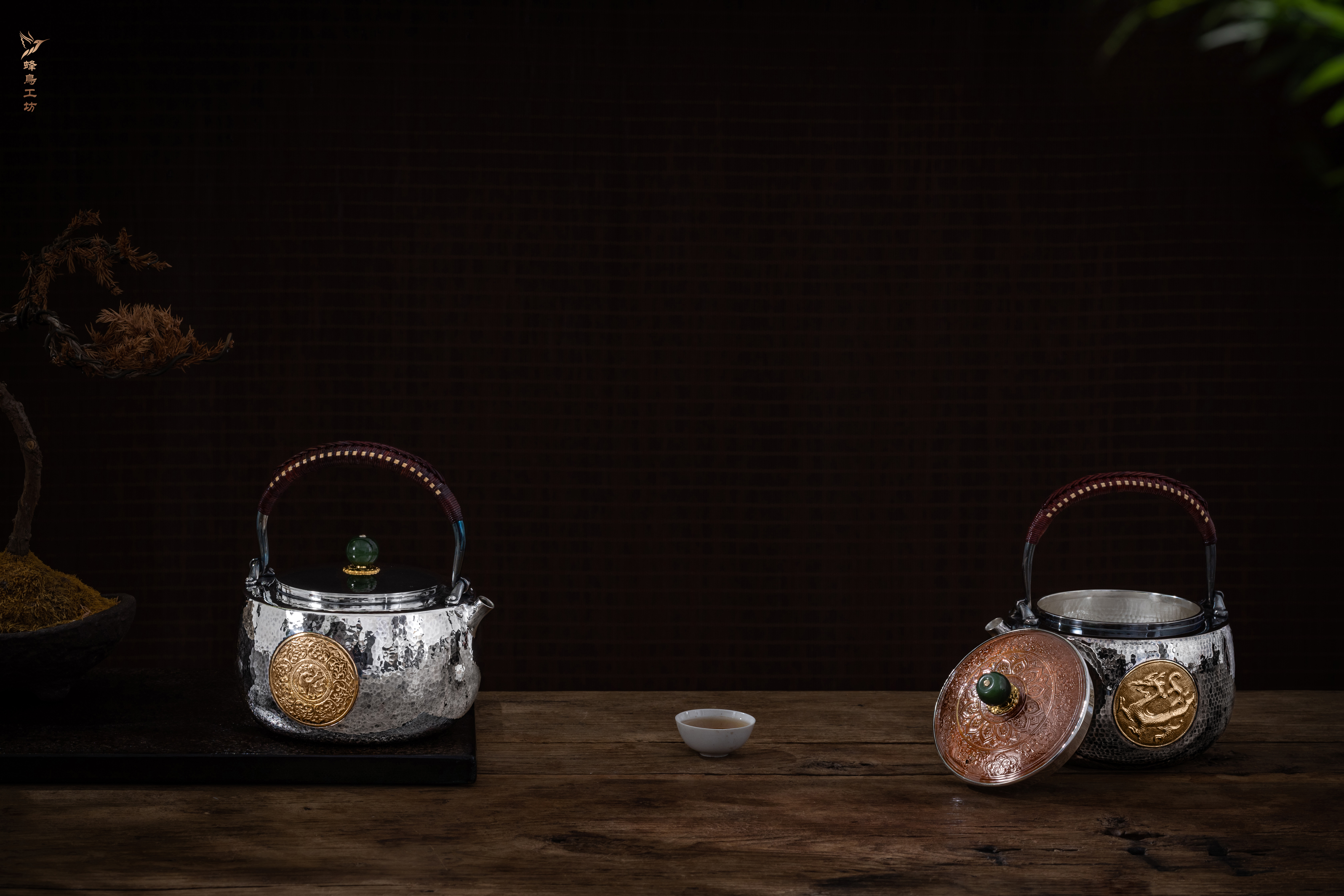 闪闪发光的银壶,银壶色彩