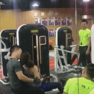 搞笑超逗动图你不笑算我输,搞笑段子一张图