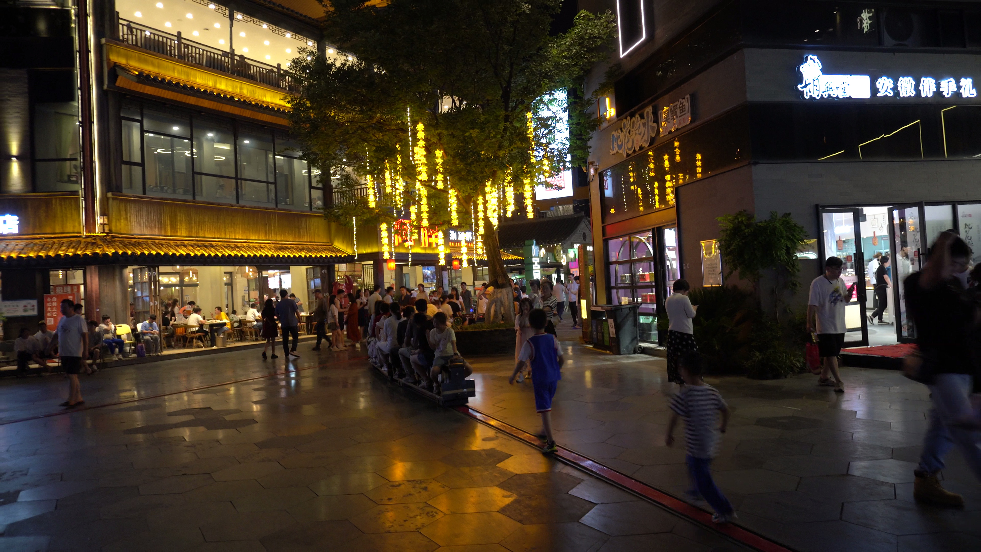 仲夏夜宵,仲夏夜逛夜市