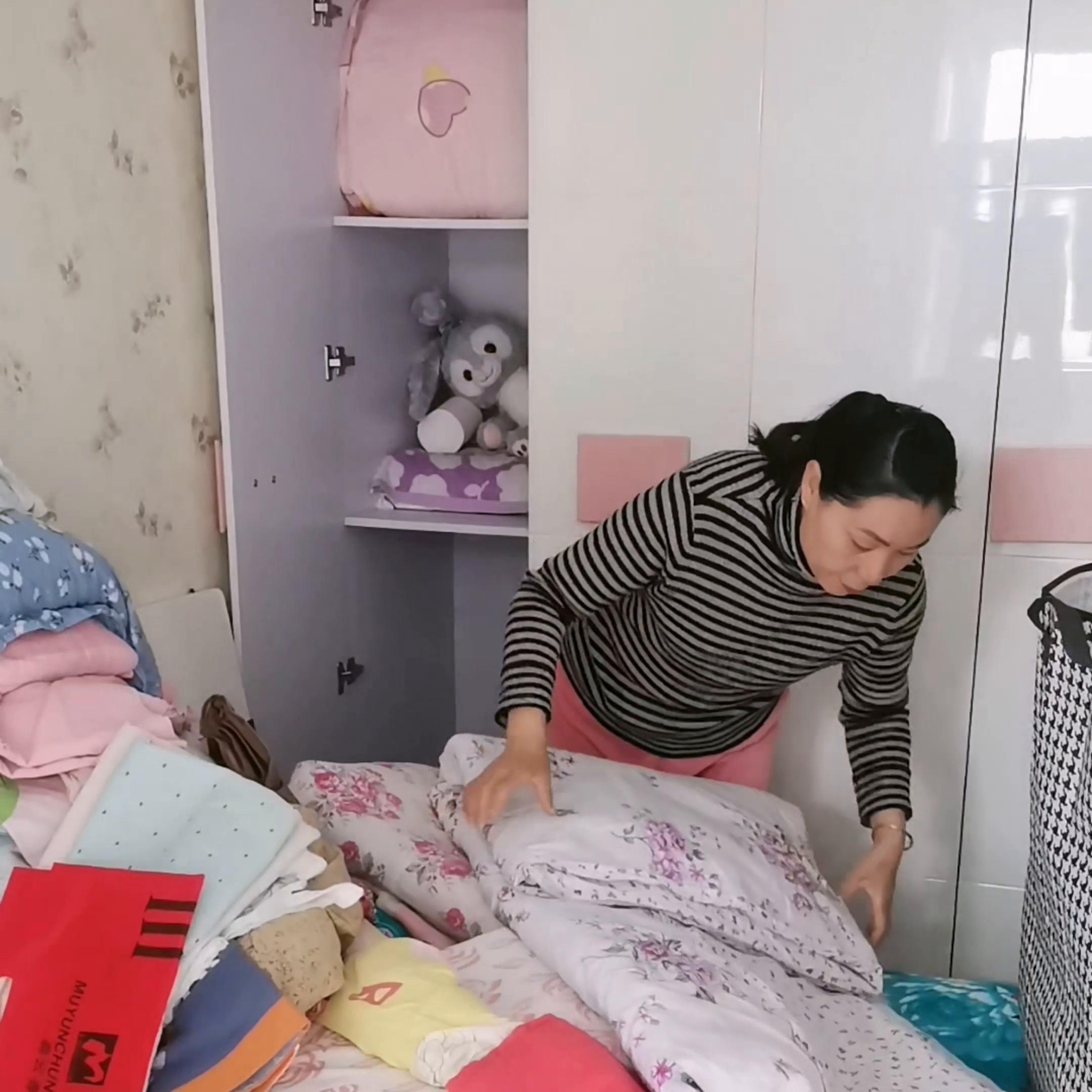 特价收纳袋整理衣服大号,换季整理箱收纳袋