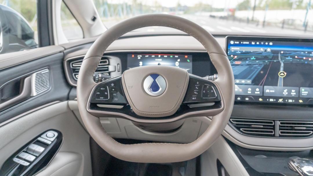 国产汽车比亚迪mpv腾势,国产mpv排行榜前十名腾势