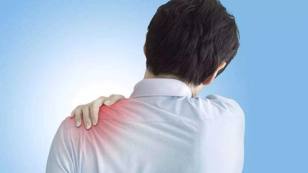 肩膀疼痛要警惕的三种病肩周炎,肩周炎是什么原因造成的肩膀痛