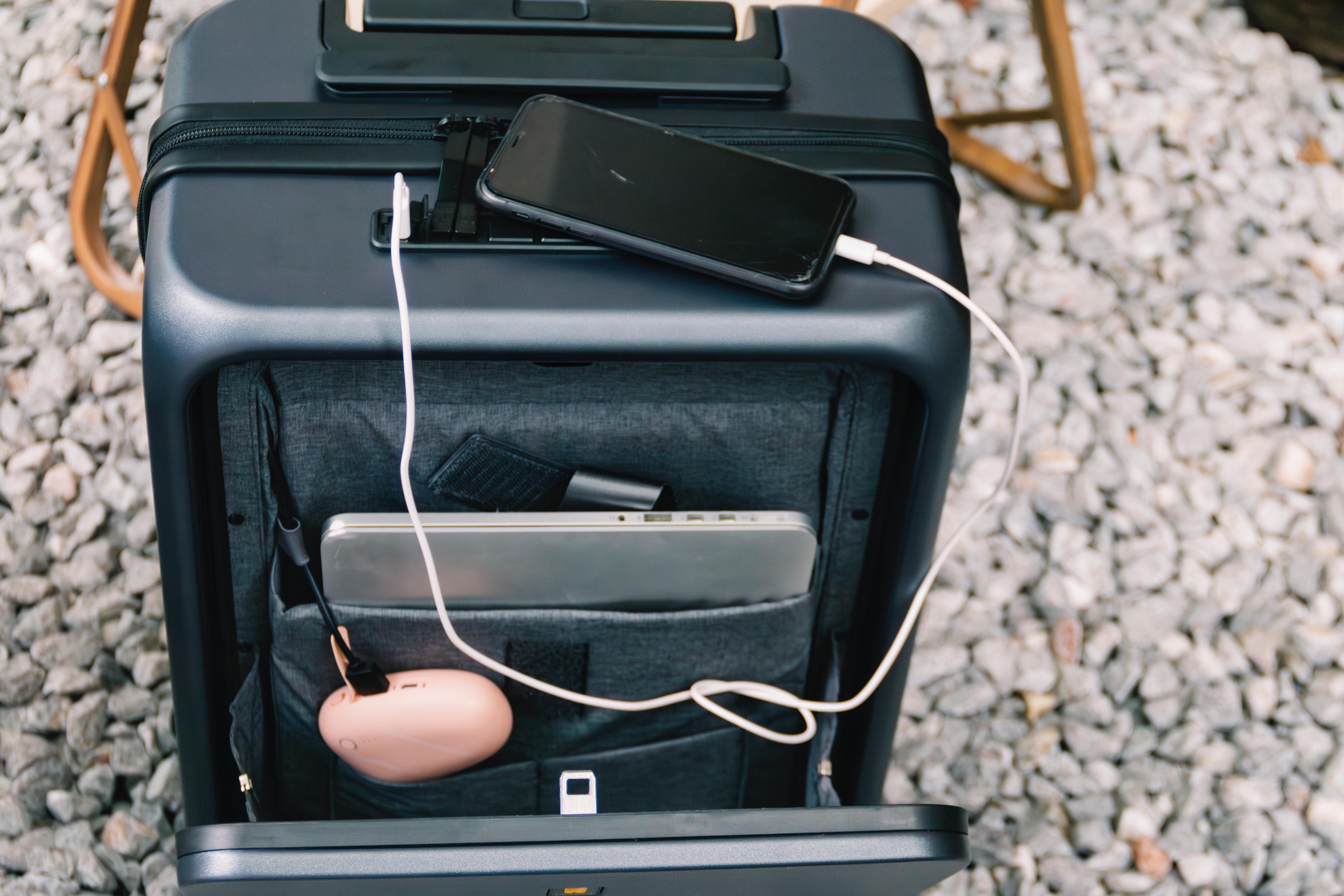 前置开口18寸拉杆旅行箱,这么拉风的旅行箱你见过吗