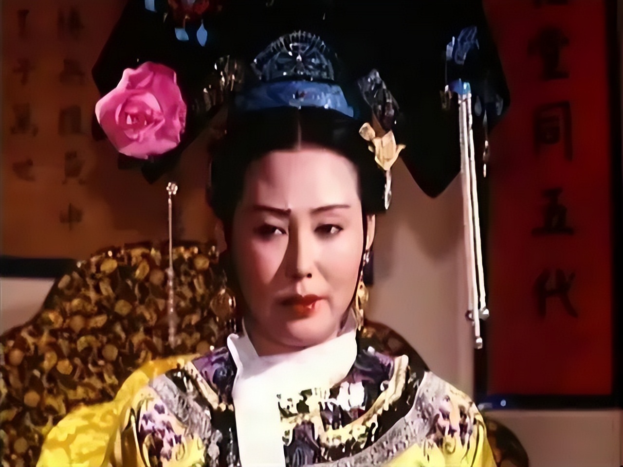 1994年关之琳与巩俐,利智关之琳林青霞梅艳芳走红毯