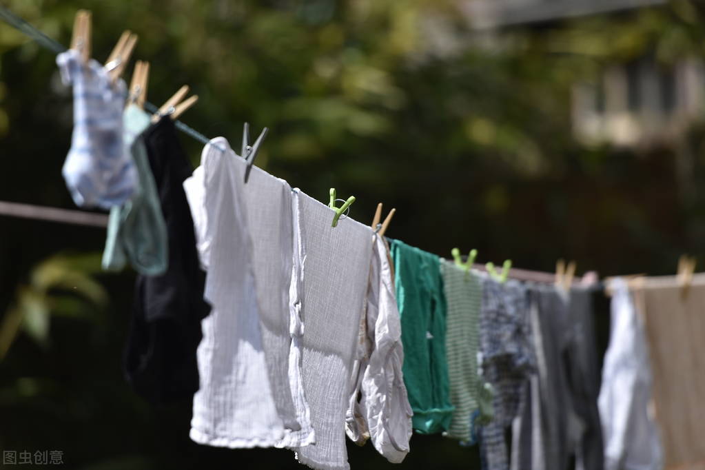 白衬衫t恤发黄怎么洗白,t恤衬衫发黄