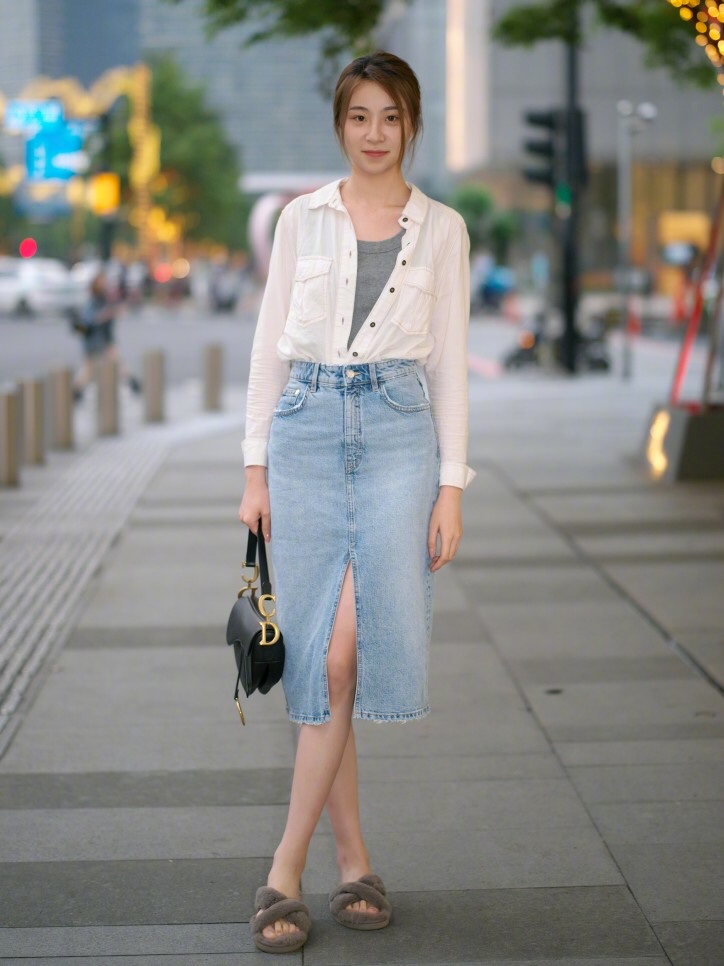 藏蓝色裙子搭配什么颜色外套好看,春款时尚气质女装外套百搭洋气