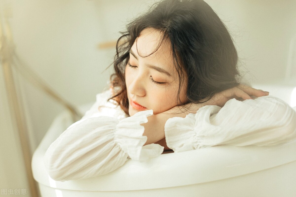 如果你觉得很烦躁你就要冷静,如果很焦躁该怎么办