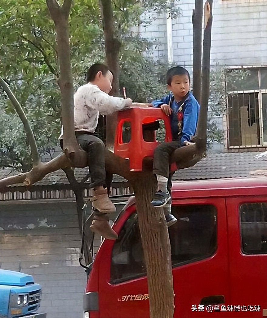 今天你看了吗,治好脚气以前的袜子还能穿吗