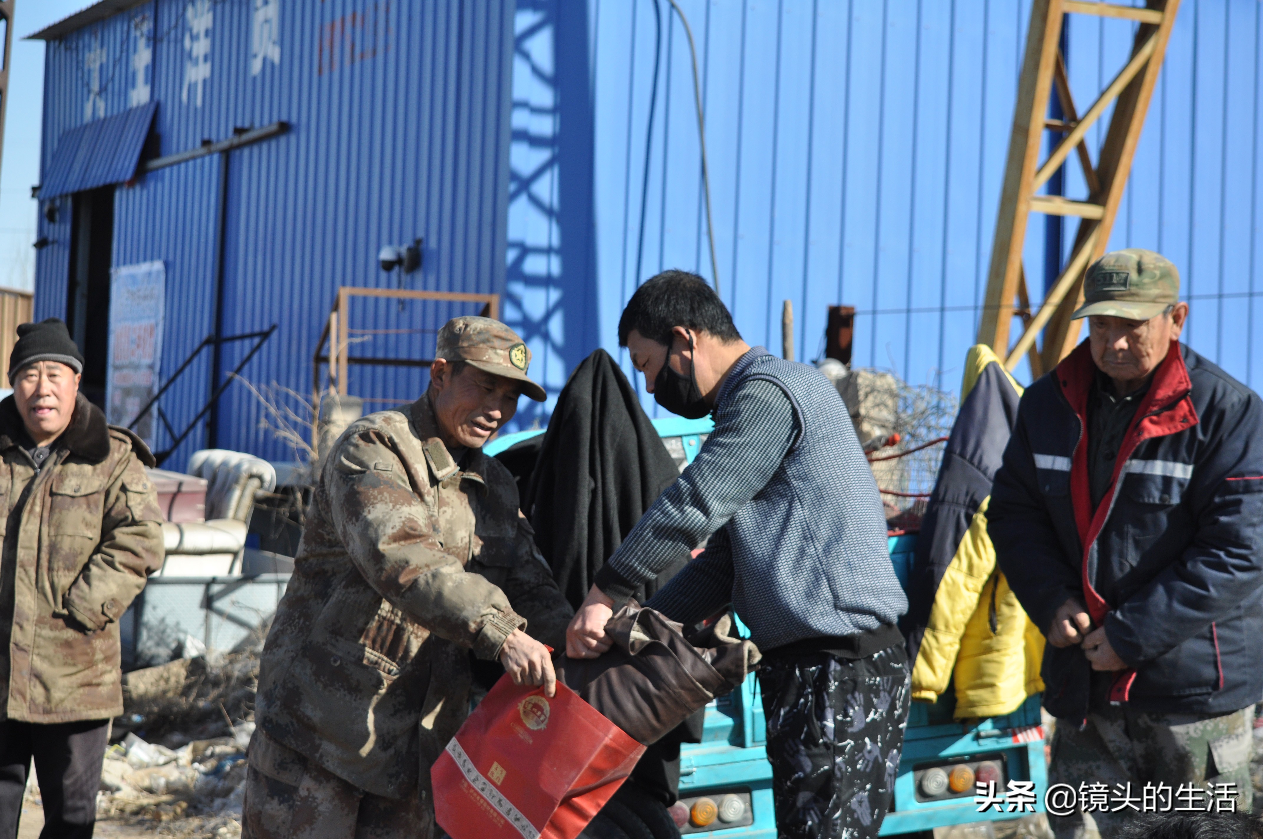 农村大叔做生意的视频,农村大爷小生意一月能赚20000元