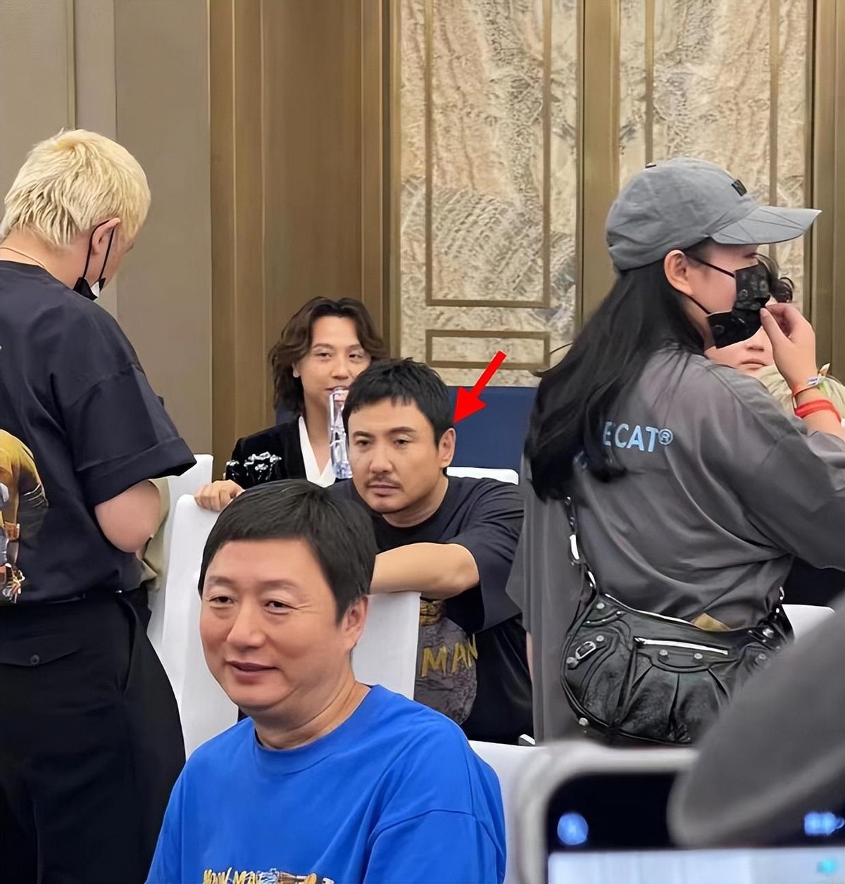 喜剧演员的辛酸泪水,周星驰喜剧演员的辛酸