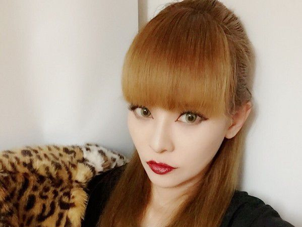 台湾丁小芹个人资料,台湾艺人丁小芹跳舞视频