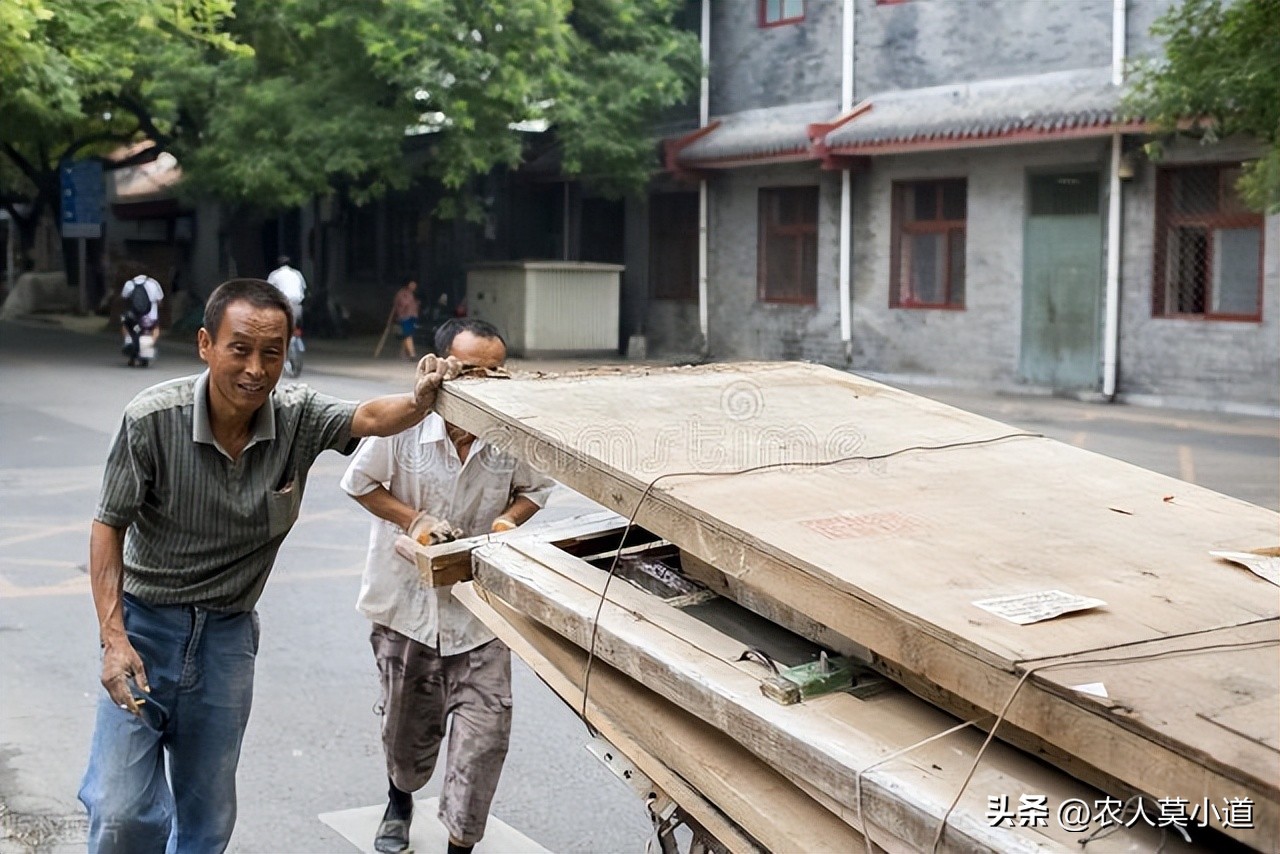 目前农民工没有工作国家有政策吗,农民工没有正规收入怎么办