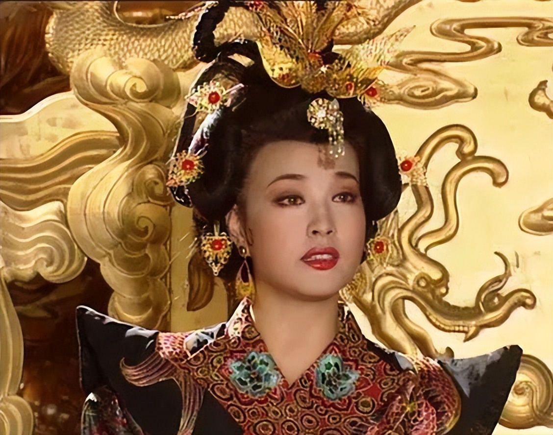 山东村妇登基称帝，建立“大圣王朝”，号称当代“武则天”