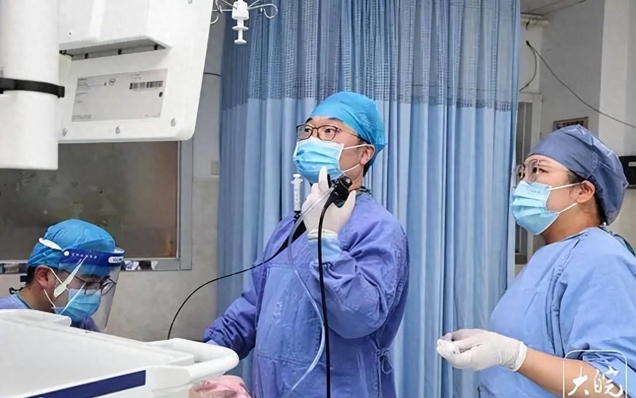 7岁男童肺部发生实变必须洗肺吗,七岁男童肺实变