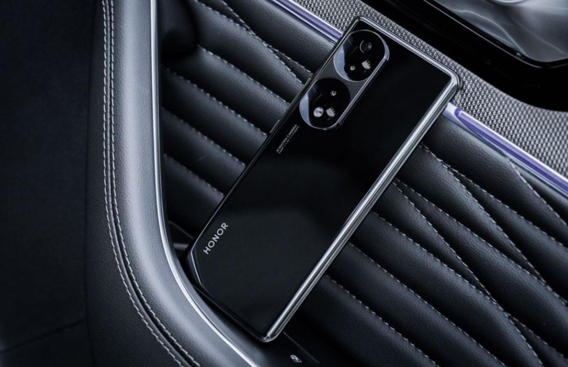 imx800的进光量,荣耀70imx800支持无线充吗