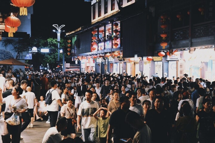 暑假热度最火的城市,暑假火起来的网红