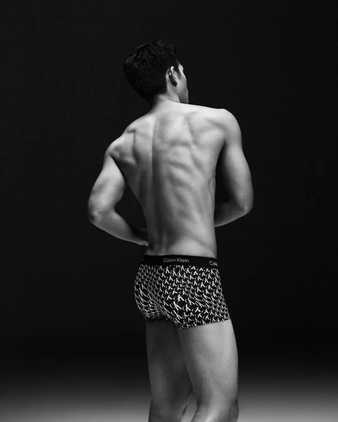 日本男模特浅野启介身材,日本明星浅野启介