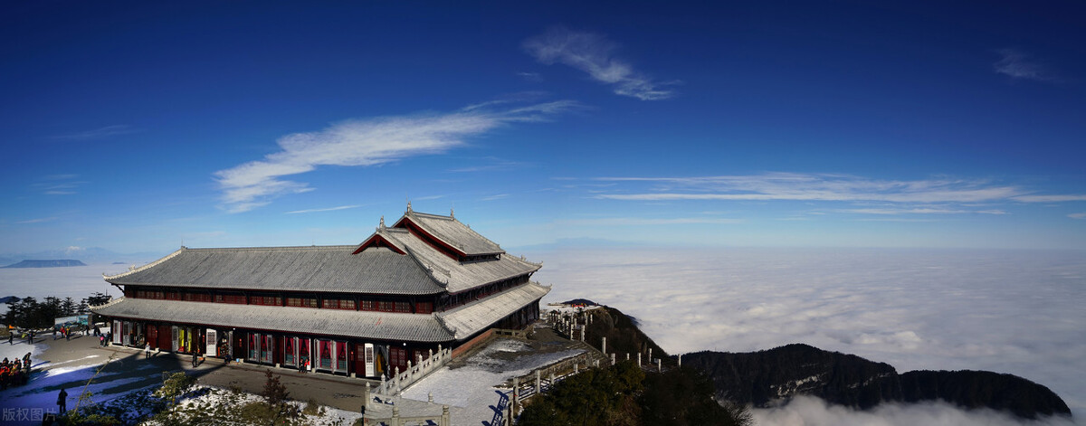 ChatGPT:中国最美的10个自然风景,按顺序排名