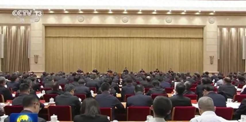 高层最新表态：新股继续发，房子不能烂尾，人民币国际化不能急