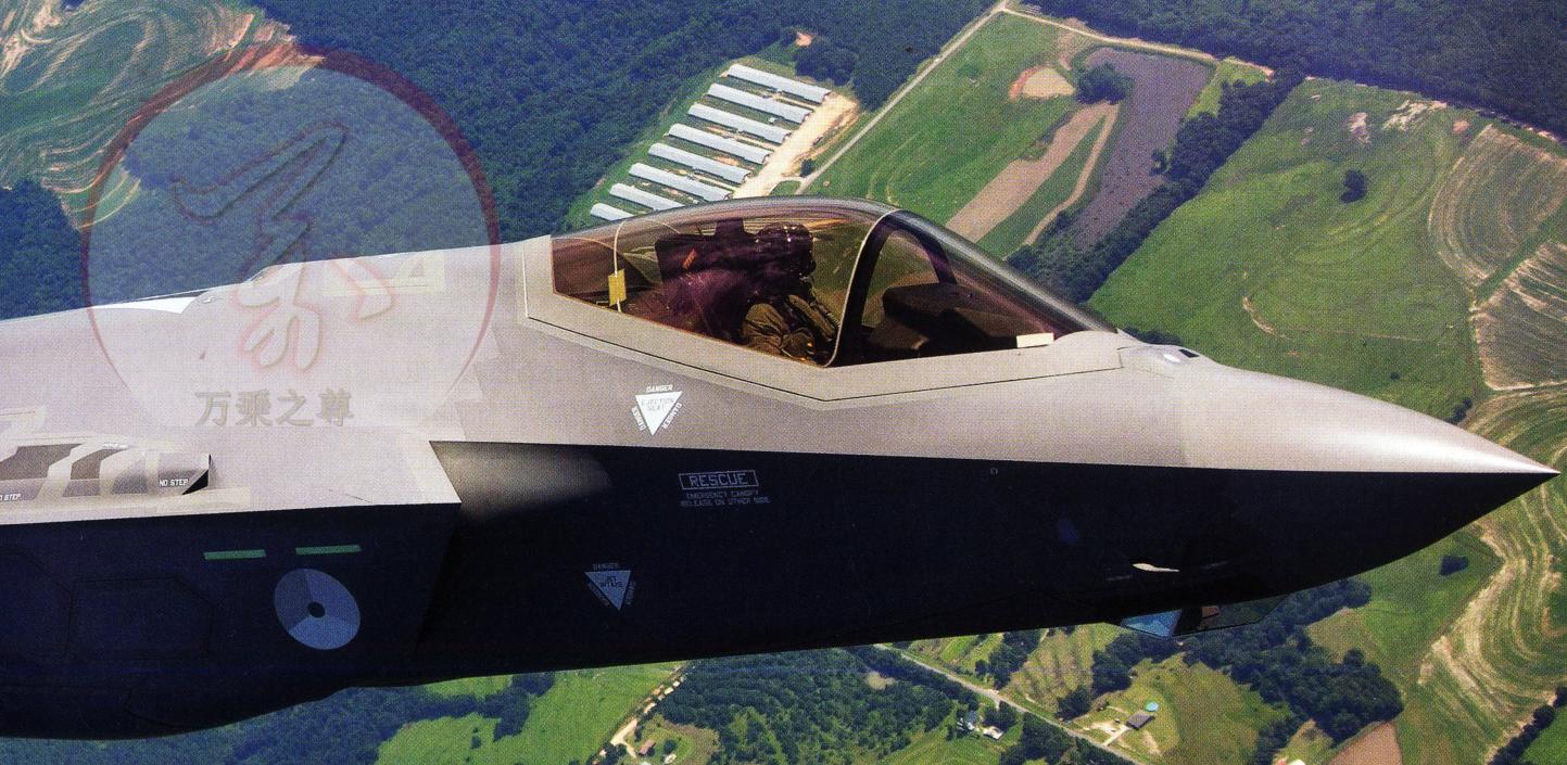 从没见过如此强悍的攻击型无人机,f35战斗机大战歼二零战斗机