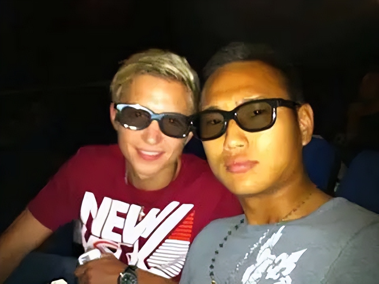 2010世界杯郑大世落泪,世界杯朝鲜队员郑大世为什么哭了