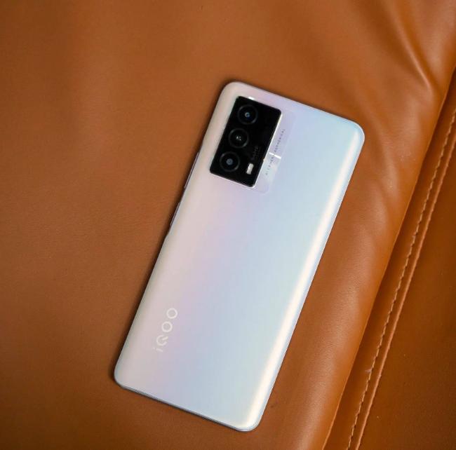 4000以内最值得入手的手机双十一,双十一手机推荐2千元机性价比高