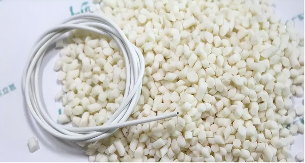 tpe软胶边框发黄吗,tpe材质会发黄吗