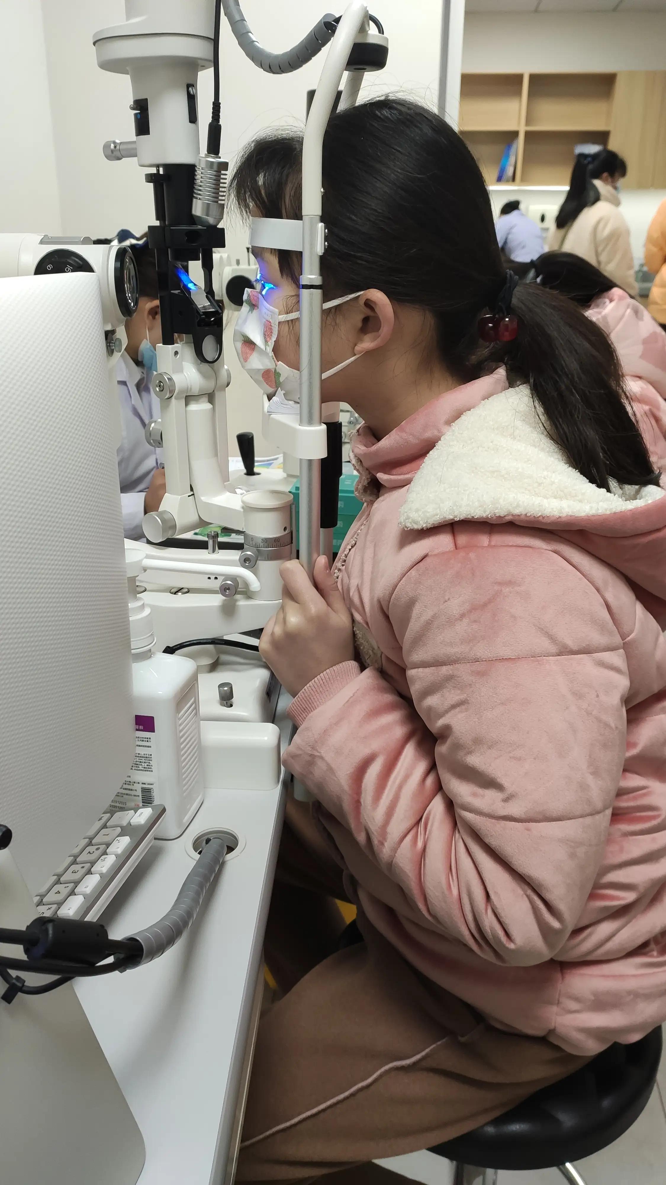 配角膜塑形镜复查要做哪些检查,角膜塑形镜第二天复查流程