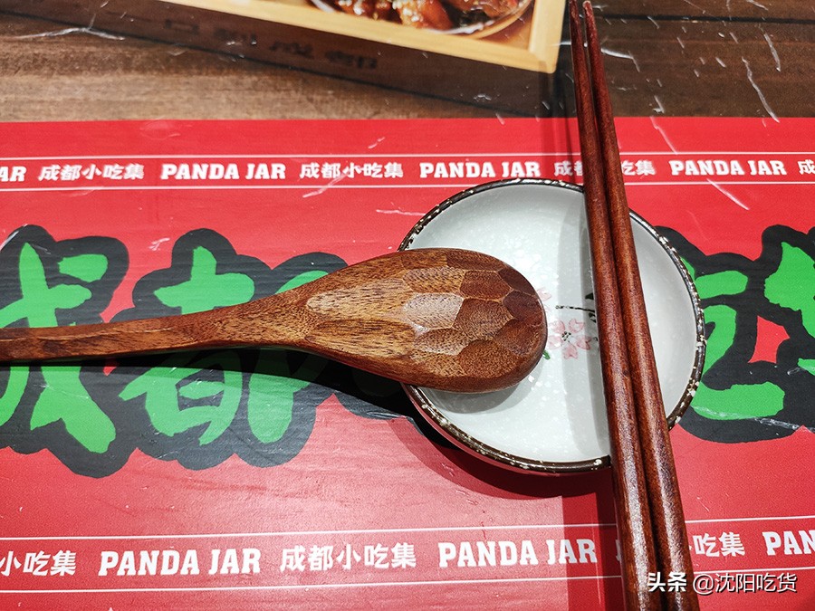 这种开在沈阳的连锁成都小吃餐厅，竟然没怎么踩雷