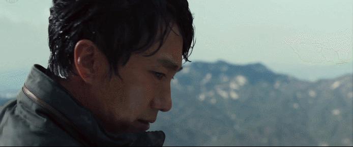 离开《色·戒》的汤唯，又演了*欲情**戏