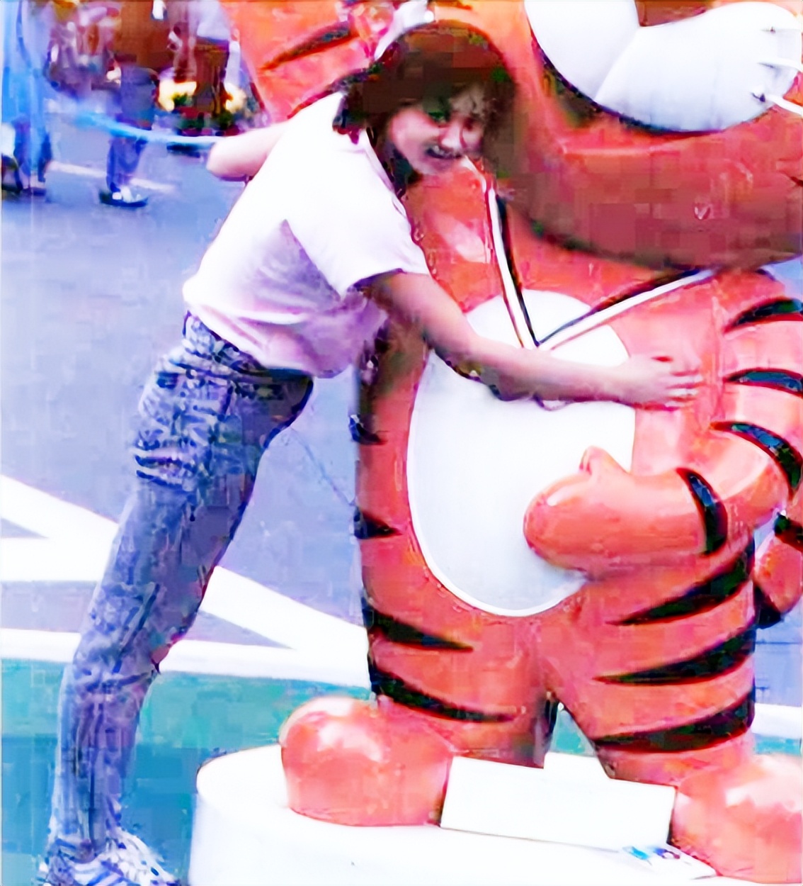 跳水女皇高敏一年多少岁,跳水女皇高敏现在怎么样