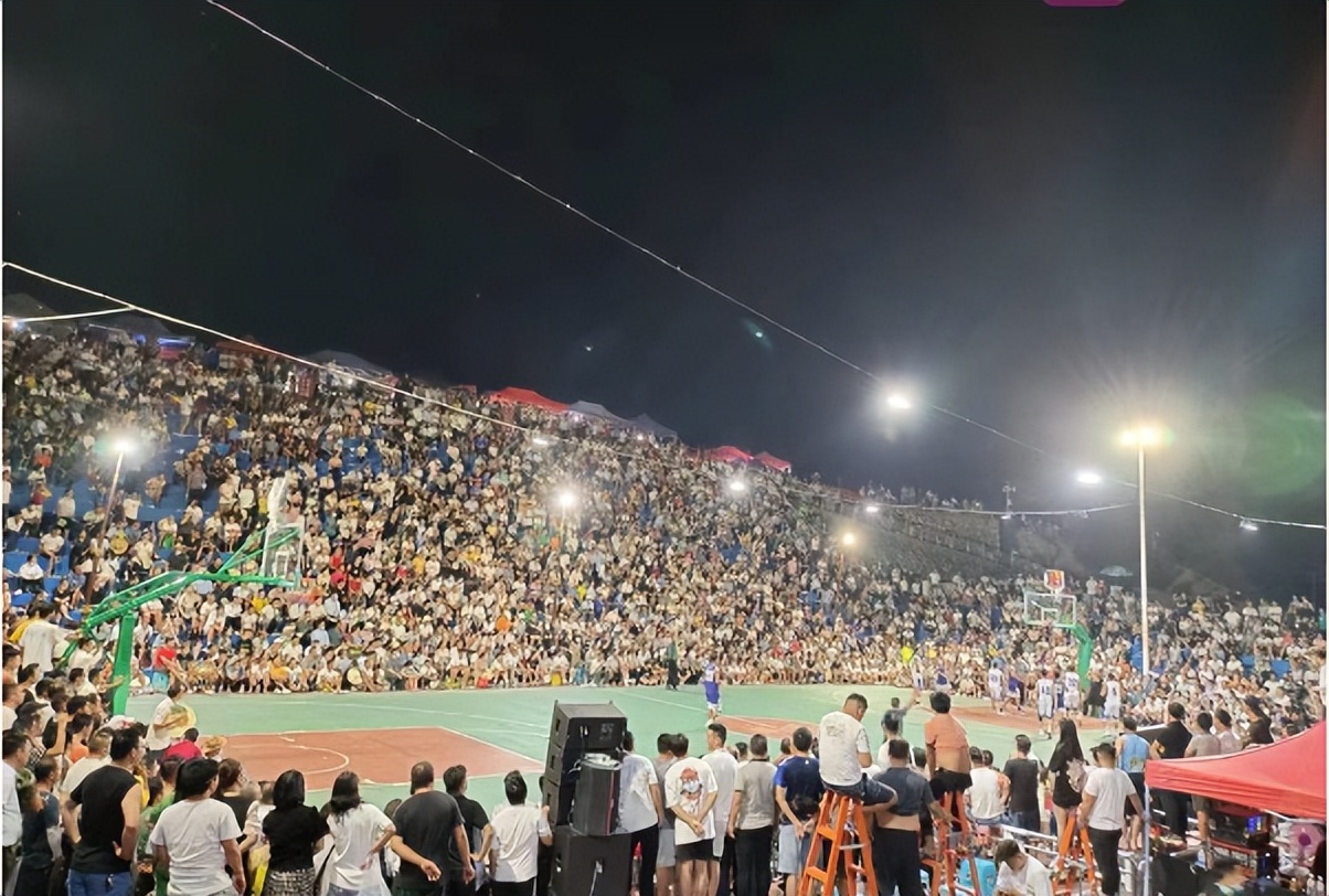 鏉戣秴鐞冨憳褰╄櫣杩囦汉,鏉戣秴鎯婄幇褰╄櫣杩囦汉