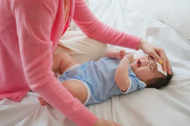 为什么孩子总是晚上发烧,为什么孩子总是在晚上发烧