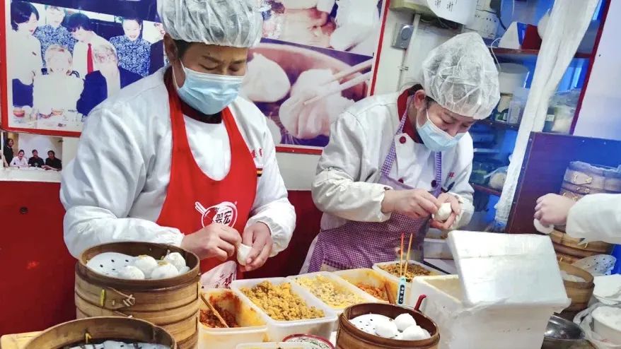 倒计时两天！最近上海的阿姨爷叔都赶来这排队