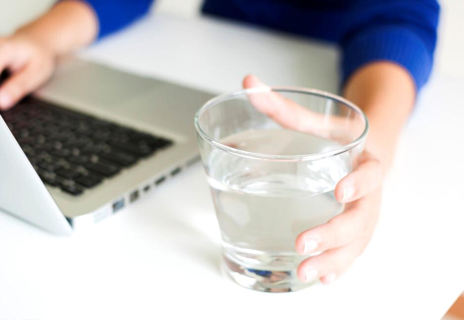 中老年人三伏天吃什么食物最好,老年人少吃南瓜土豆多吃五样菜