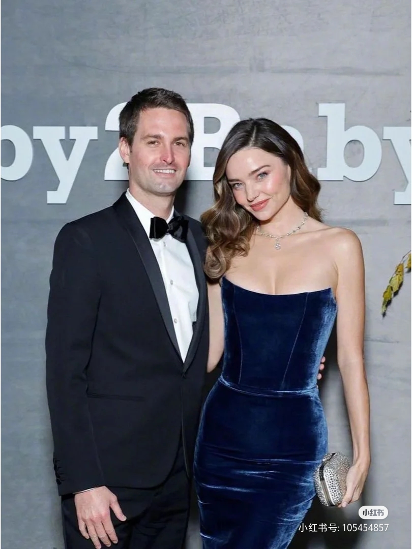 米兰达可儿街拍整合,米兰达可儿近况