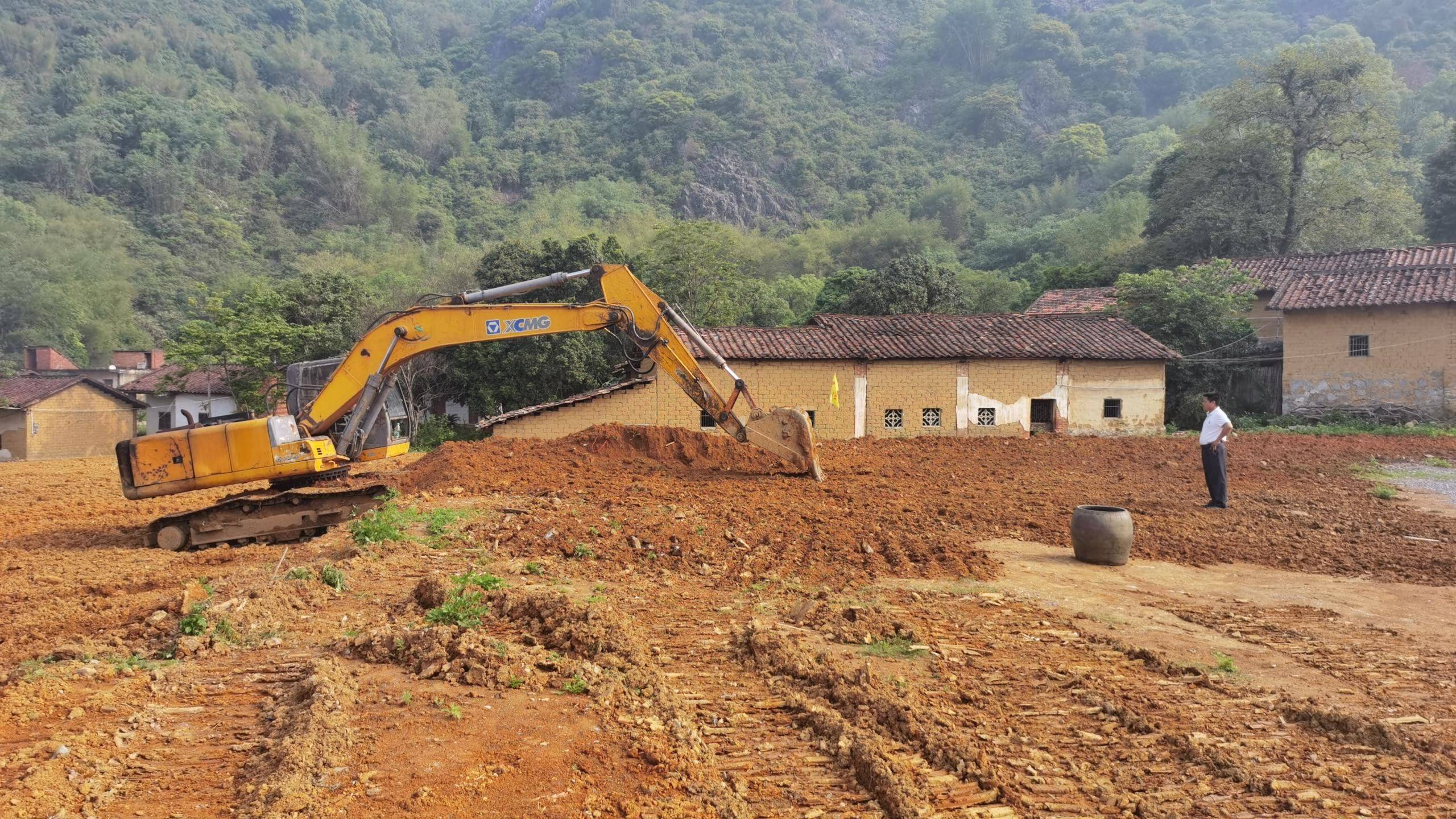 乡镇林地砍伐复耕复种,撂荒耕地必须全部复耕复种