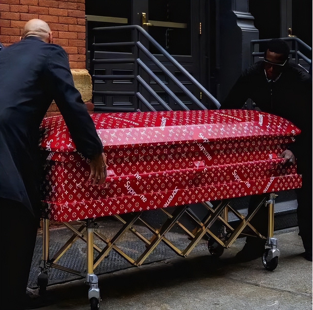 lv是不是收割人类智商税,lv智商税排行榜前十名