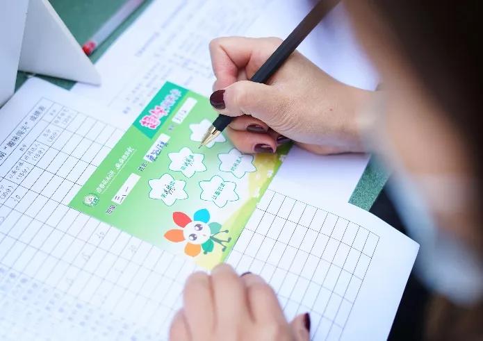 迎春小学二年三班,迎春小学2021届1班