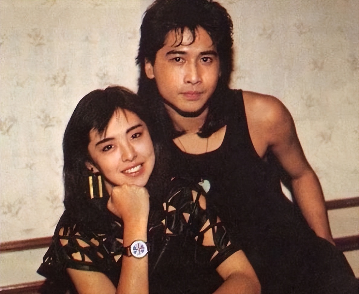 五位留长发的男明星最后一位最帅,七位又酷又帅的男明星