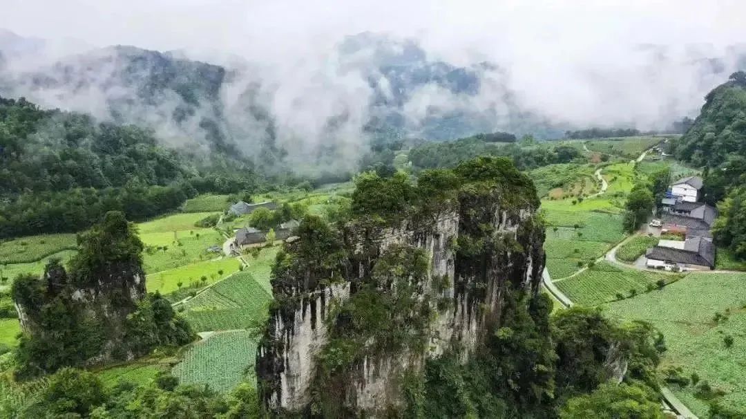国庆不出省老家周边游,曾家山旅游行程
