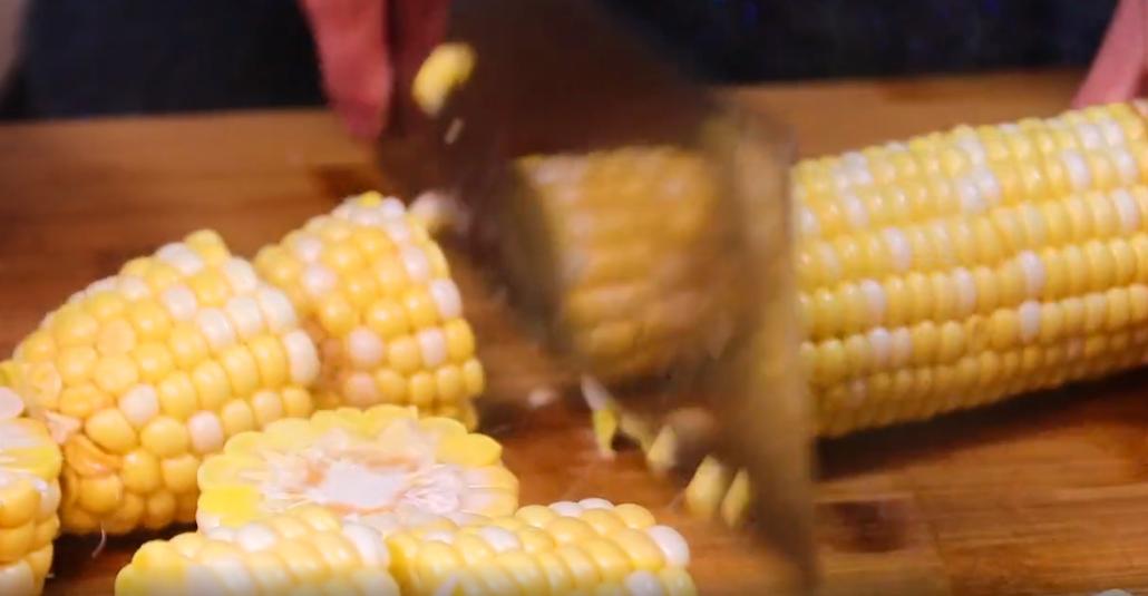 排骨不管我怎么做都有腥味,排骨不直接焯水多加二步入味又烂