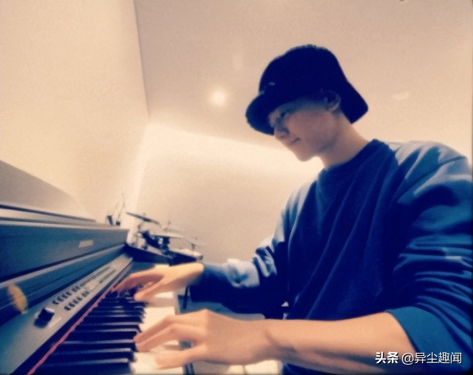 那些惊艳的韩国男星,手控看到好看的手什么感觉